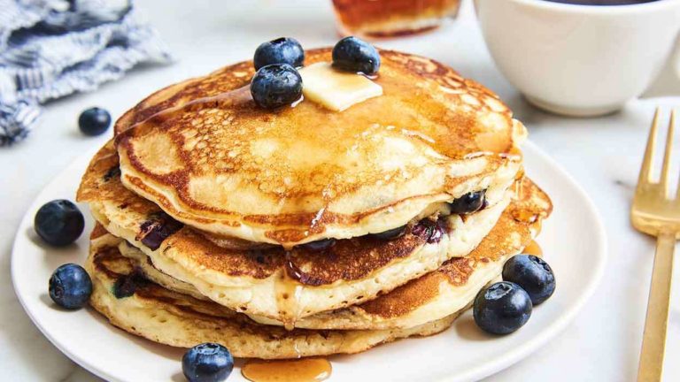 Start your morning with fluffy Blueberry Banana Pancakes